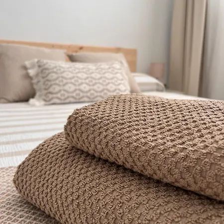 شقة Anahata Homes *